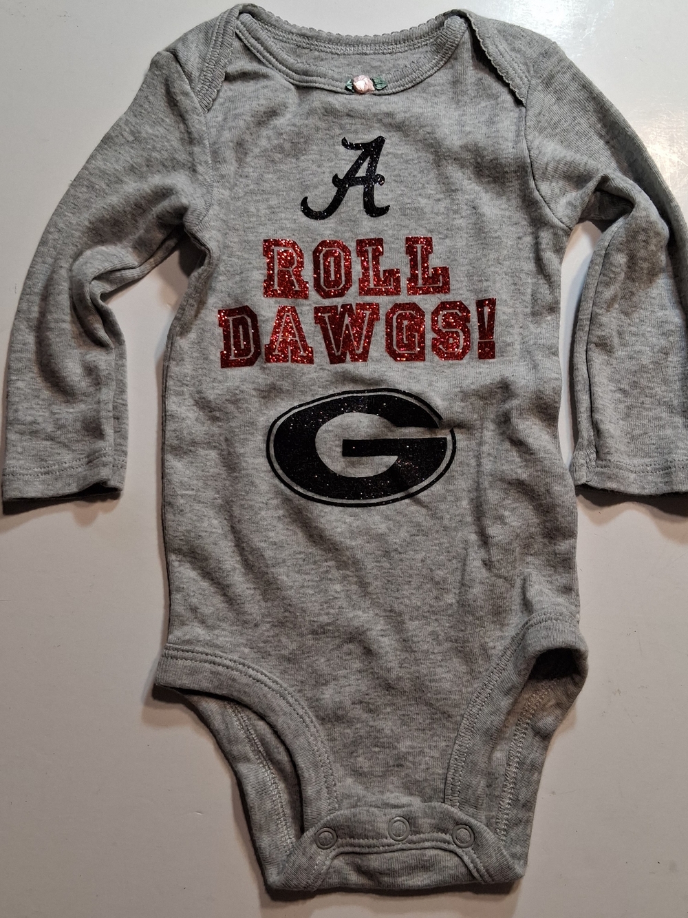 Girls Gray 'Roll Dawgs!' Long-Sleeve Baby Bodysuit - Gray/Red/Black Pink Flower